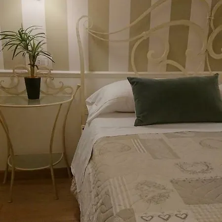 Il Giglio Bed & Breakfast Porto SantʼElpidio